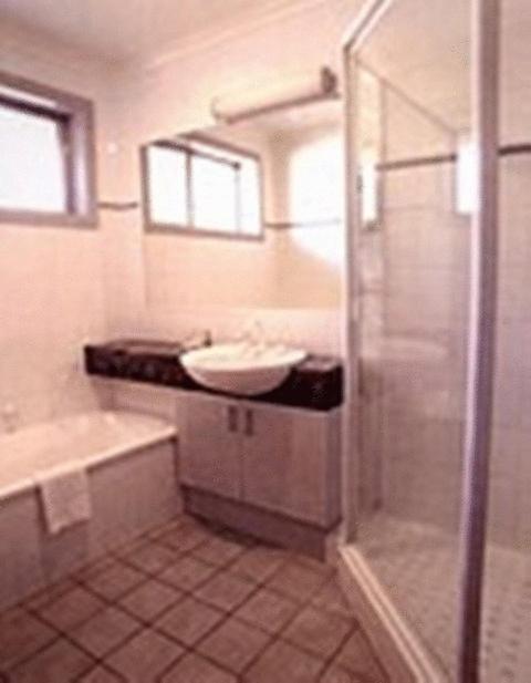 Clayton Monash Motor Inn & Serviced Apartments Room photo