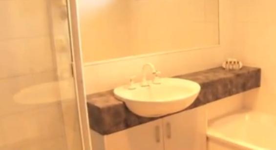 Clayton Monash Motor Inn & Serviced Apartments Room photo
